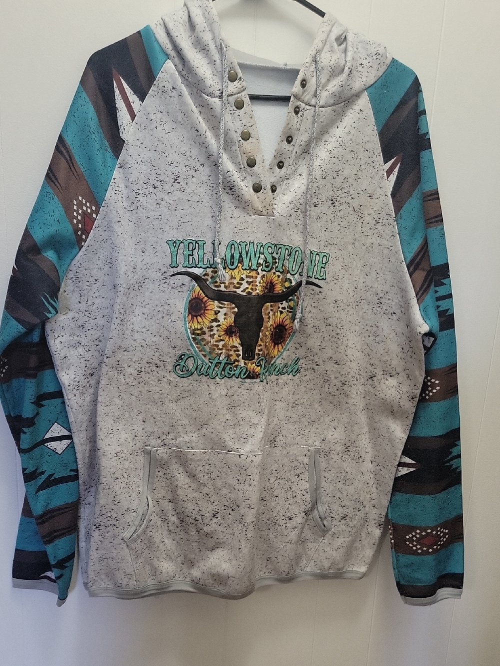 Yellowstone Button Down Sunflower Longhorn Hoodie - Teal Accents